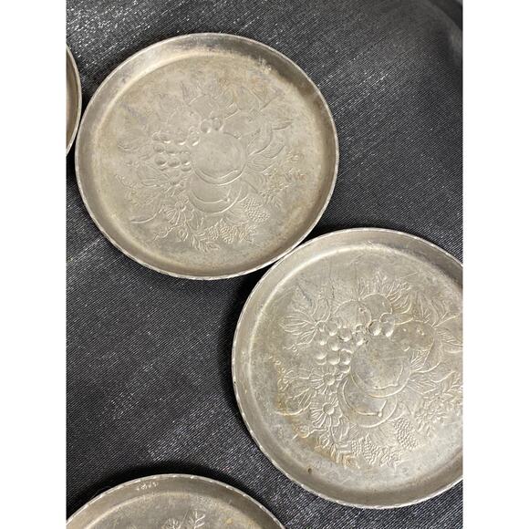 Vintage Set of 6 Forged Aluminum Round Drink Coasters fruit floral pattern EUC - Picture 9 of 14